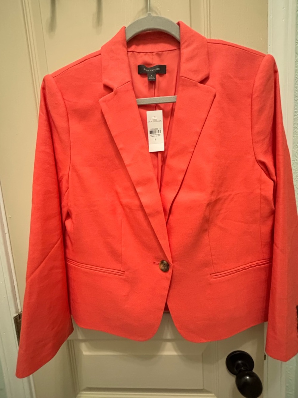 Ann Taylor Bright Coral Single-Button Blazer NWT Size 8
